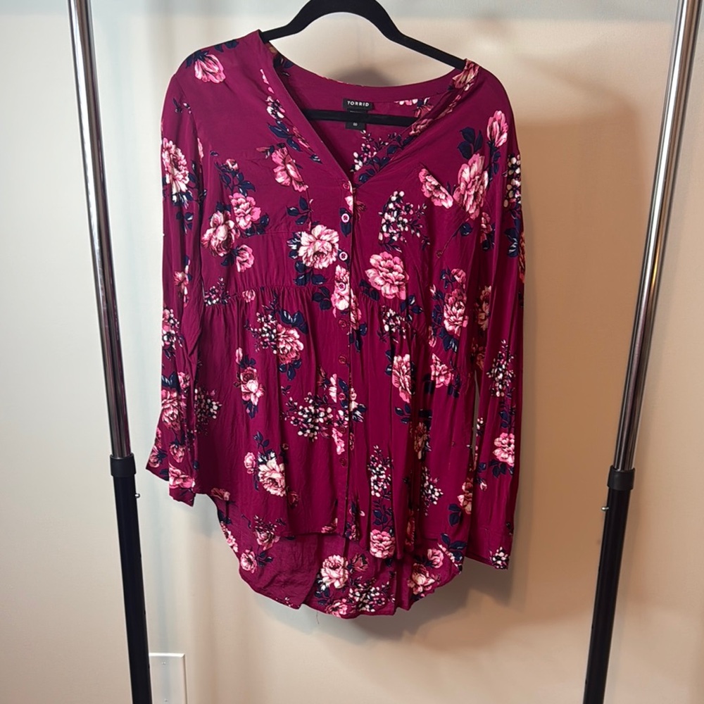 Torrid Emma babydoll Challis Button-Front Tunic size 00